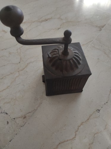 Macinacaffè manuale vintage